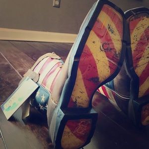 Durango’s Women’s Work Boots!